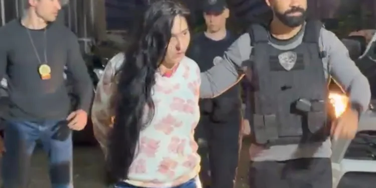 Mulher é presa após matar a própria mãe de 77 anos com golpes de martelo no Rio
