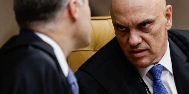 CLIMA EXPLODE NO STF: MORAES E MENDONÇA TERIAM DISCUSSÃO ACALORADA EM MEIO AO CASO VORCARO