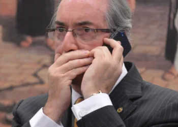 TRE BARRA CANDIDATURA DE EDUARDO CUNHA E MANTÉM EX-PRESIDENTE DA CÂMARA INELEGÍVEL