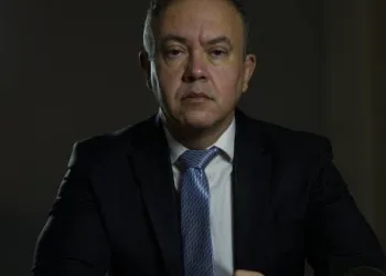 ADPF questiona uso de relatório da PF em investigação contra André Mendonça
