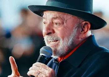 LULA FALA EM “ORGIAS” DE VORCARO E DIZ QUE NOMES DA POLÍTICA PODEM APARECER