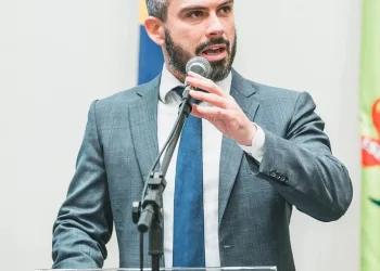 O SUL É MEU PAÍS?” CANDIDATO A DEPUTADO LANÇA PROPOSTA DE PLEBISCITO E REACENDE DEBATE SOBRE SEPARAÇÃO