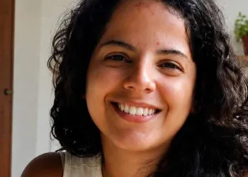 MISTÉRIO APÓS A ALTA: PROFESSORA DE 26 ANOS MORRE HORAS DEPOIS DE HOSPITAL APONTAR “CRISE DE ANSIEDADE” NO RIO