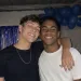 CASAL GAY RELATA ATAQUE HOMOFÓBICO AO ANDAR DE MÃOS DADAS NO CALÇADÃO DE BANGU