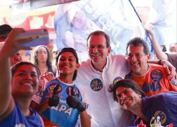 PAES DISPARA NA CORRIDA PELO PALÁCIO GUANABARA E SUPERA DOUGLAS RUAS EM PESQUISA