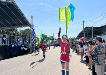 título impactante:  Santa Cruz se prepara para grande Desfile Cívico com moradores e instituições no dia 20 de setembro