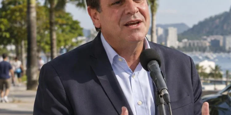 IPVA ZERO: Eduardo Paes promete isenção para motoristas de Uber e outros aplicativos no RJ