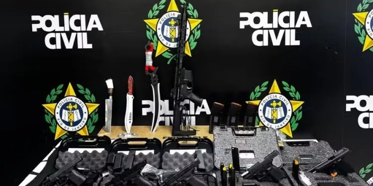Falso curso de sargento usado para facilitar a compra de armas de uso restrito.