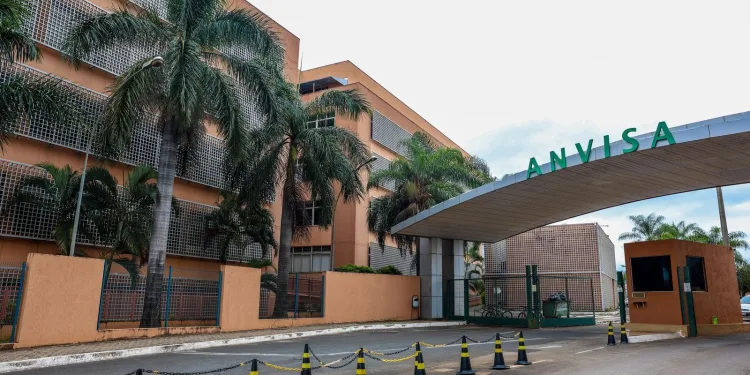 Picolé com melatonina citado em decisão da Anvisa.
