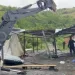Barricadas em Madureira são removidas durante operação da Polícia Militar.