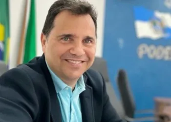 Morte de secretário de Queimados após abordagem de policiais na Avenida Brasil.