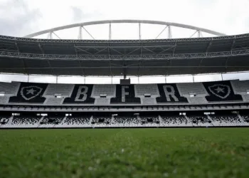 Vasco x Flamengo pela 33ª rodada do Campeonato Brasileiro.