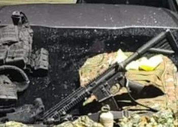 Prisões no Rio em ocorrências policiais com armas e drogas.
