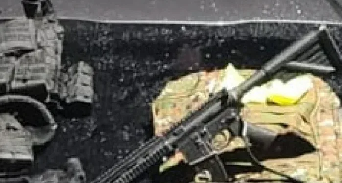 Prisões no Rio em ocorrências policiais com armas e drogas.