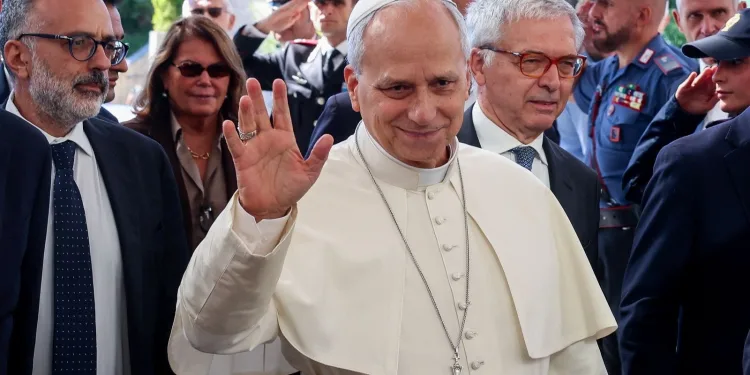 Papa Leão XIV durante a recuperação do câncer de pulmão.
