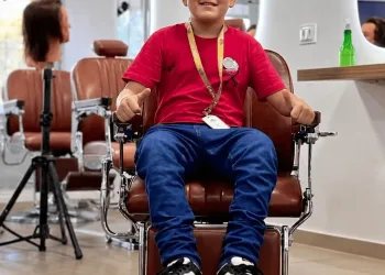 BARBEIRO MIRIM DE 14 ANOS, FAMOSO NAS REDES SOCIAIS, É EXECUTADO A TIROS AO LADO DE ADOLESCENTE DE 16 ANOS