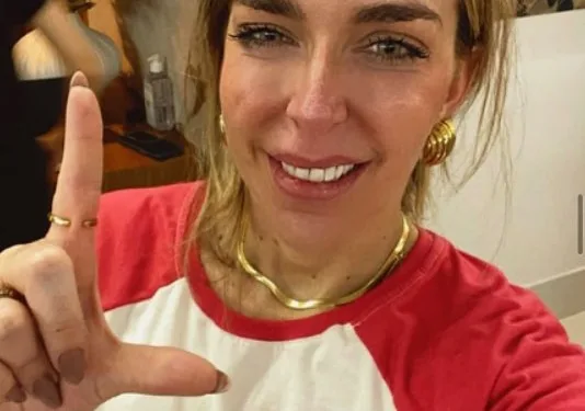 ROBERTA LUCHINSINGER AMIGA DE LULINHA DIZ QUE NÃO POUPARÁ LULA NEM O FILHO E ANUNCIA INTENÇÃO DE FAZER DELAÇÃO