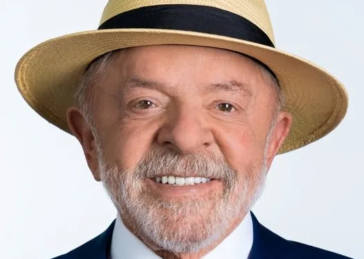PRESIDENTE COLOMBIANO RECONHECE VITÓRIA DE LULA APÓS APOIAR FLÁVIO BOLSONARO