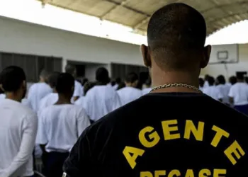 CRISE NO SISTEMA SOCIOEDUCATIVO DO RJ: 600 ADOLESCENTES AGUARDAM VAGAS E DECISÕES JUDICIAIS FICAM SEM CUMPRIMENTO