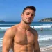 actante:  DONO DE QUIOSQUES EM PRAIA DO RIO DIZ QUE EXPULSOU CASAL HÉTERO POR BEIJO E DECLARA: “AQUI HÉTERO NÃO SE BEIJA”