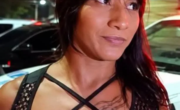 MULHER TRANS LEVA CLIENTE À DELEGACIA DE ATENDIMENTO A MULHER ( DEAM) APÓS PASSEIO, BEBIDAS E MOTEL; “QUIS O PACOTE COMPLETO, MAS ESQUECEU DE PAGAR”