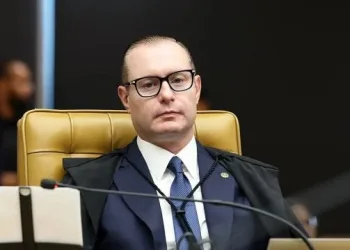 Recurso do PSD questiona decisão sobre a eleição de Douglas Ruas.