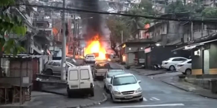 Operação Contenção: ato de memória e manifestação na Penha.
