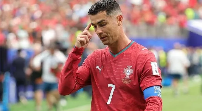 Cristiano Ronaldo durante atuação pela seleção portuguesa.