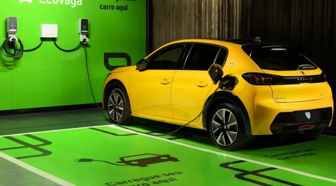 Eletropostos no Rio para recarga de veículos elétricos.