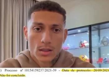 Compra da ilha na Ilha Comprida, em Angra dos Reis, é tema de disputa citada por Richarlison.