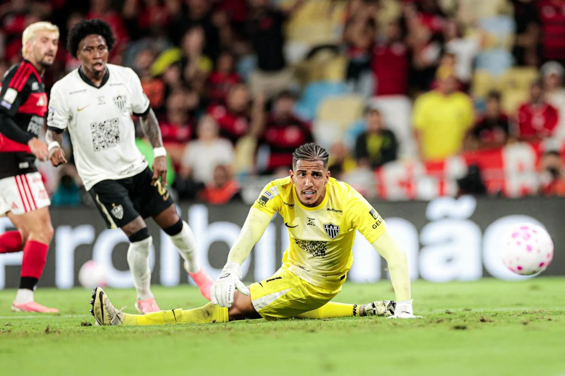 Arrascaeta marcou contra o Atlético-MG — Foto: Gilvan de Souza/Flamengo